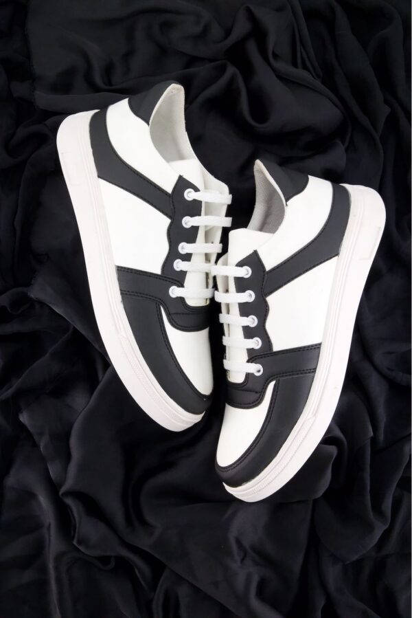 Lightweight Travel Sneakers